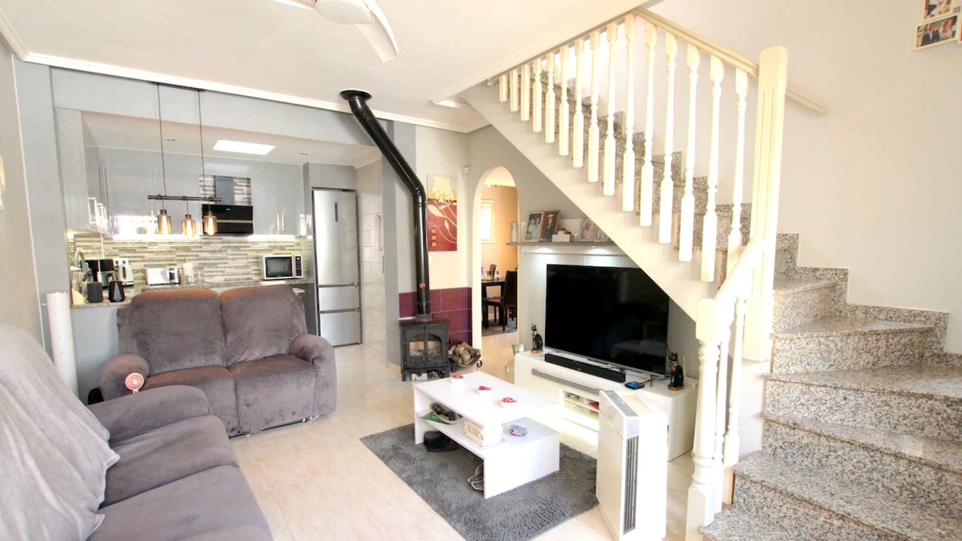 48945_stylish_3_bedroom_townhouse_in_residential_inspiracion_ii_(pau_8)_090525103020_img_2515
