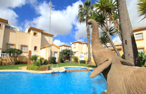 48945_stylish_3_bedroom_townhouse_in_residential_inspiracion_ii_(pau_8)_090525102955_1