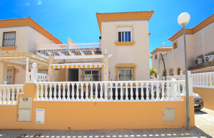 48945_stylish_3_bedroom_townhouse_in_residential_inspiracion_ii_(pau_8)_090525103027_img_2582
