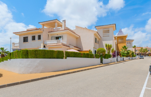 Ref:200-4056-Three Bedroom Semi-Detached Townhouse In Dona Pepa, Ciudad Quesada.-Alicante-Spain-Villa-Resale