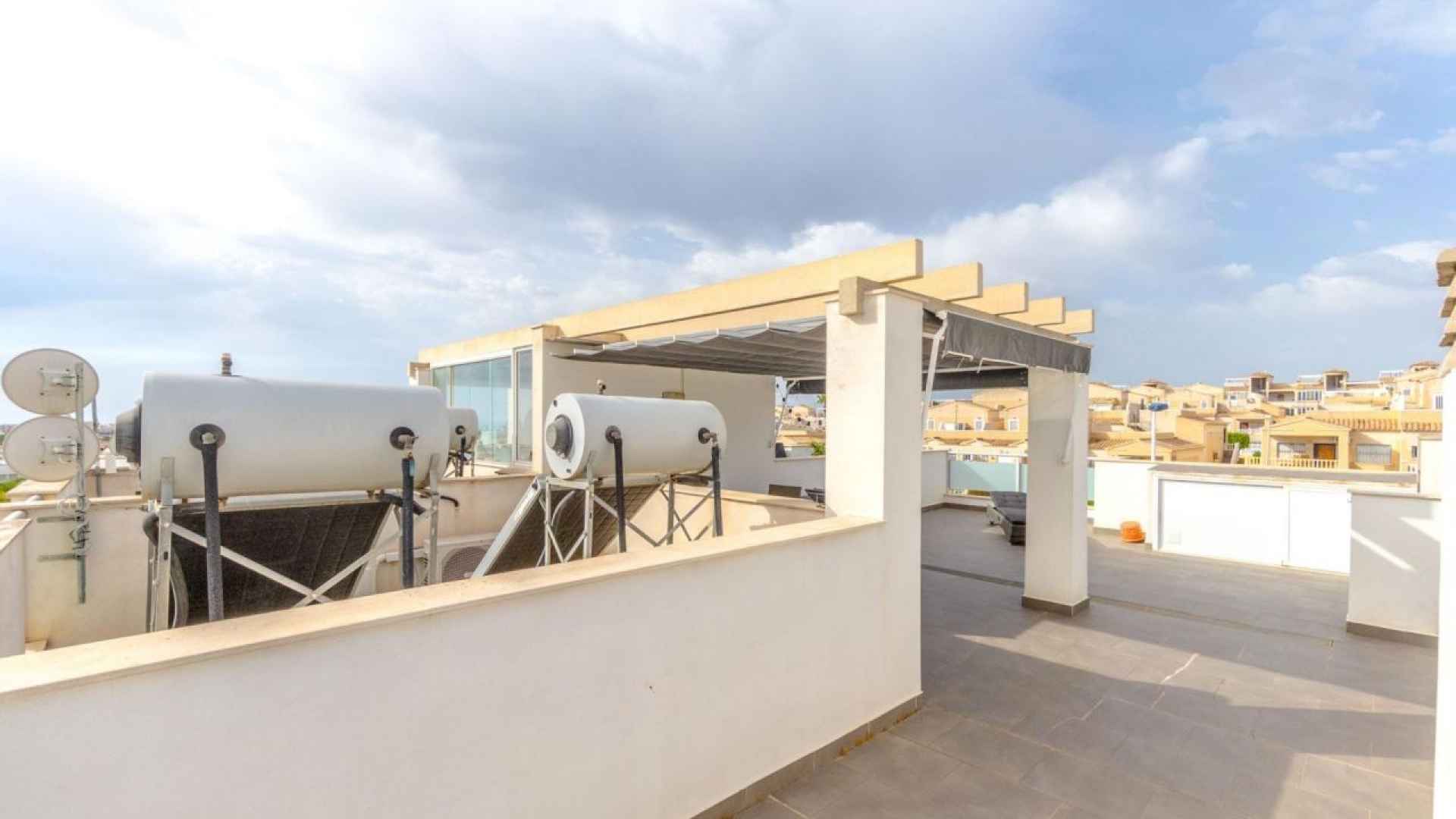 resale-upper-floor-torrevieja-la-cinuela_157261_xl