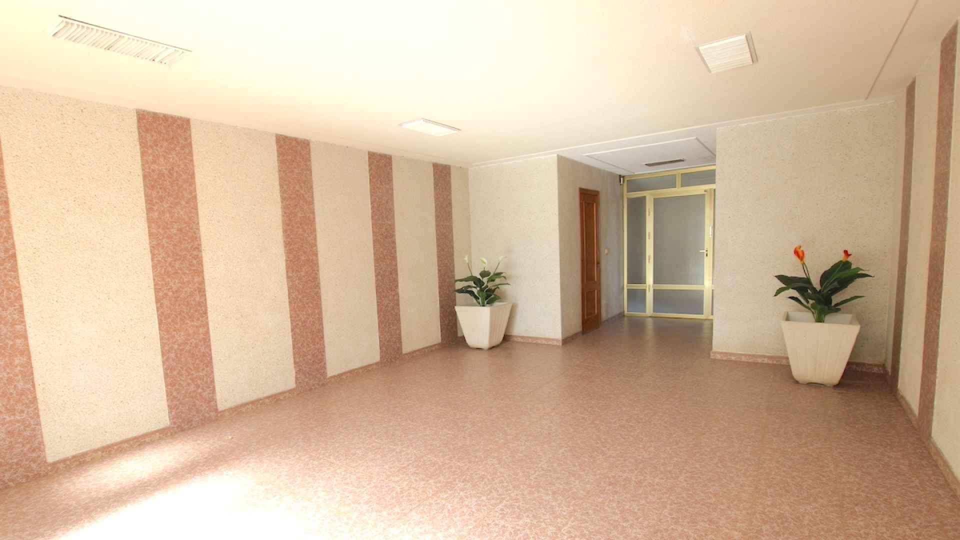 48944_charming_ground_floor_coastal_apartment_walking_distance_to_the_beach_070525121631_img_2465