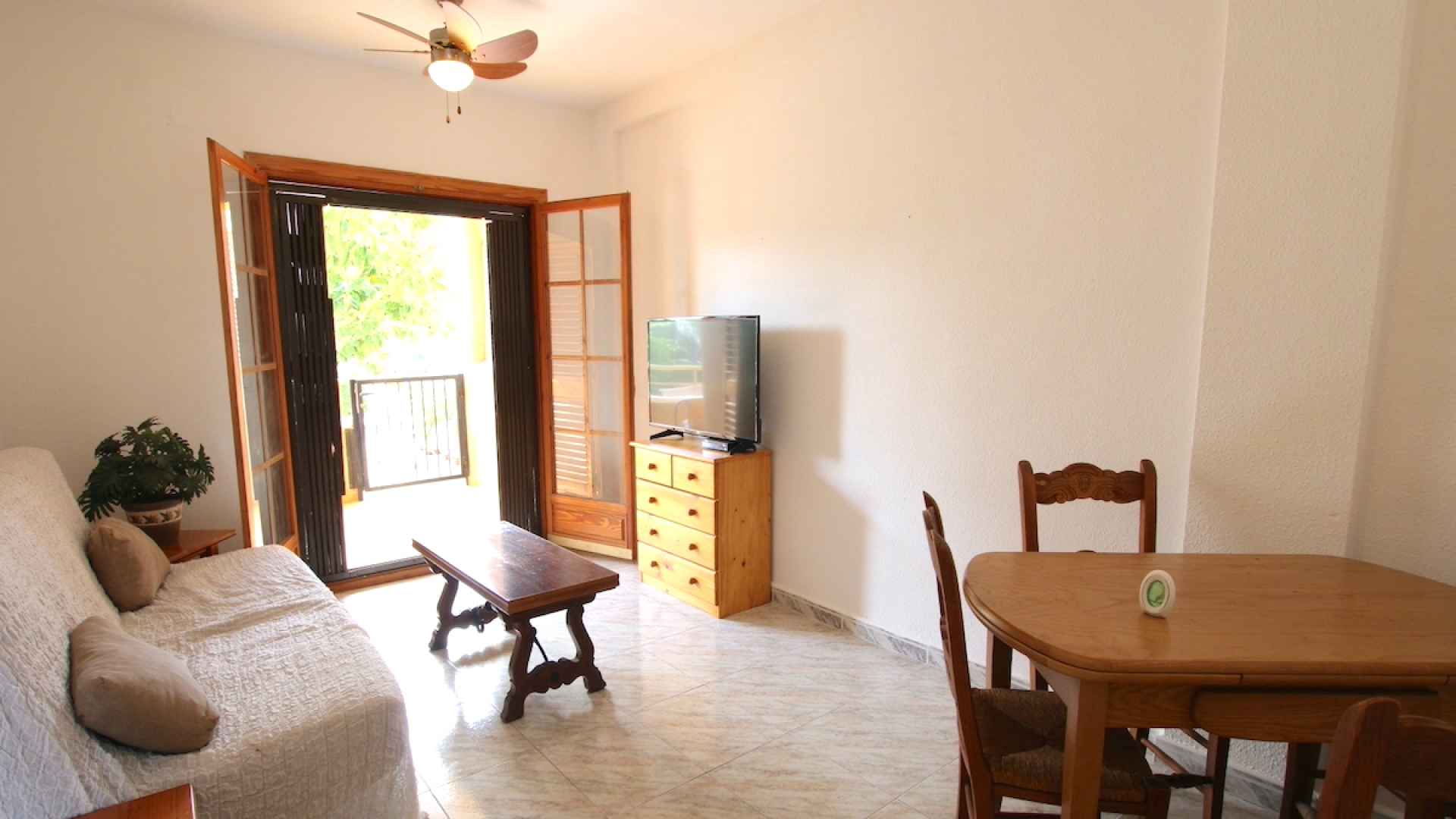 48944_charming_ground_floor_coastal_apartment_walking_distance_to_the_beach_070525121631_img_2493