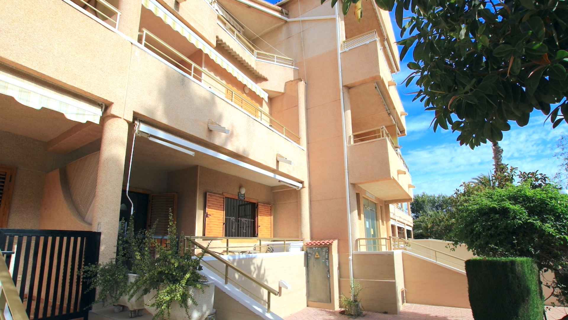48944_charming_ground_floor_coastal_apartment_walking_distance_to_the_beach_070525121635_img_2469