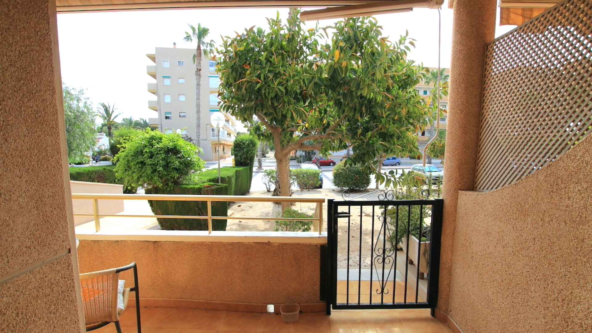 48944_charming_ground_floor_coastal_apartment_walking_distance_to_the_beach_070525121636_img_2477