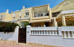 Ref:200-4084-Three Bedroom End Townhouse In Dona Pepa, Ciudad Quesada.-Alicante-Spain-Townhouse-Resale