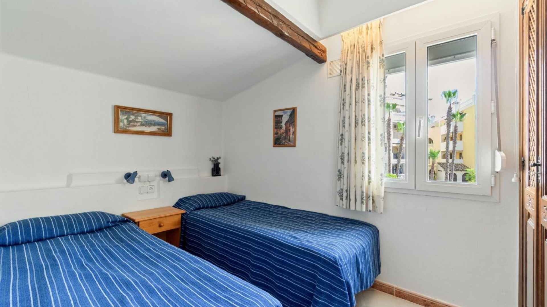 resale-apartment-torrevieja-playa-de-los-locos_158294_xl
